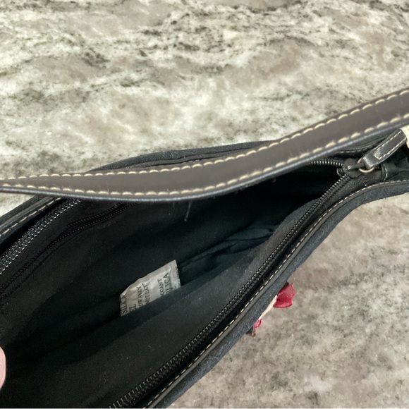 Yorkshire Terrior faux-suede black purse - Picture 4 of 4